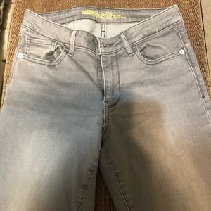 Old navy rockstar mid rise gray skinny jeans